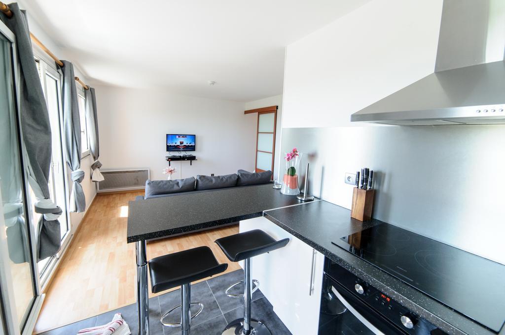 Le Marnois-Gare Apartment Noisy-le-Grand Phòng bức ảnh